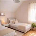 Apartment Zara Apartment- Near The Old Town ,cool And Shaded ,3 Acs , Free Parking & Peaceful Mostar