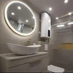 Zara Apartment- Near The Old Town ,cool And Shaded ,3 Acs , Free Parking & Peaceful Apartment *