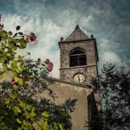 Zara Apartment- Near The Old Town ,warm,3 Acs , Free Parking & Peaceful