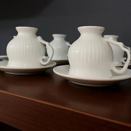 アパート Zara Apartment- Near The Old Town ,warm,3 Acs , Free Parking & Peaceful