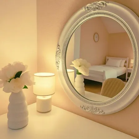 Appartement Zara Apartment- Near The Old Town ,warm,3 Acs , Free Parking & Peaceful *