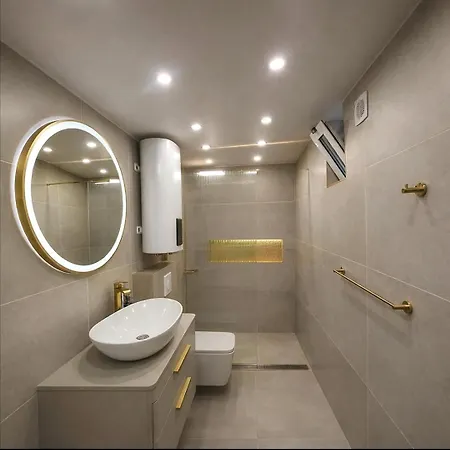 Apartment Zara Apartment- Near The Old Town ,cool And Shaded ,3 Acs , Free Parking & Peaceful