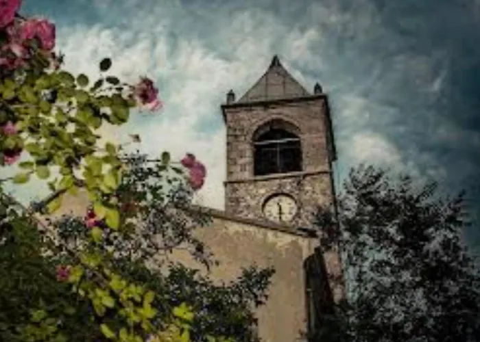 Zara Apartment- Near The Old Town ,cool And Shaded ,3 Acs , Free Parking & Peaceful