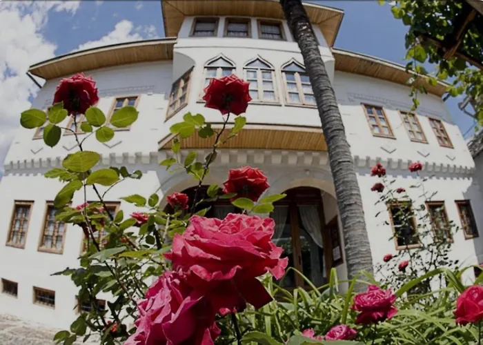 Lägenhet Zara Apartment- Near The Old Town ,cool And Shaded ,3 Acs , Free Parking & Peaceful