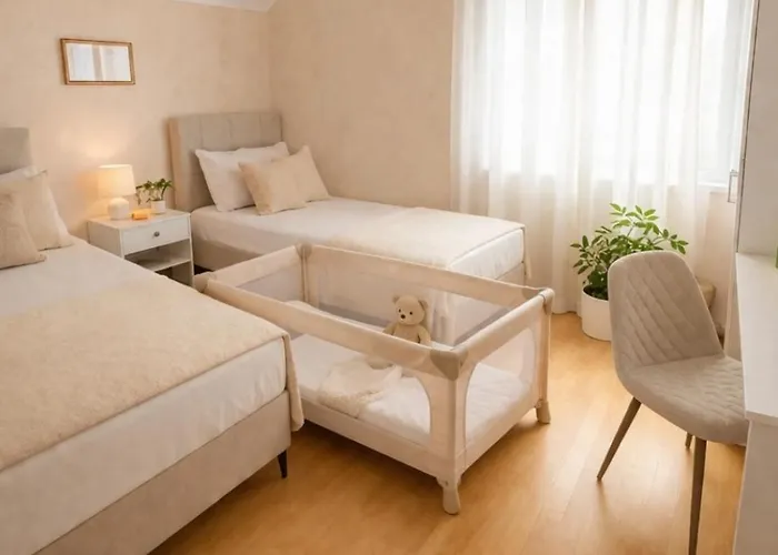 Lägenhet Zara Apartment- Near The Old Town ,cool And Shaded ,3 Acs , Free Parking & Peaceful