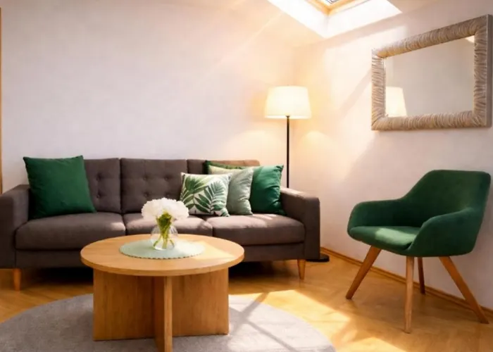 Zara Apartment- Near The Old Town ,cool And Shaded ,3 Acs , Free Parking & Peaceful